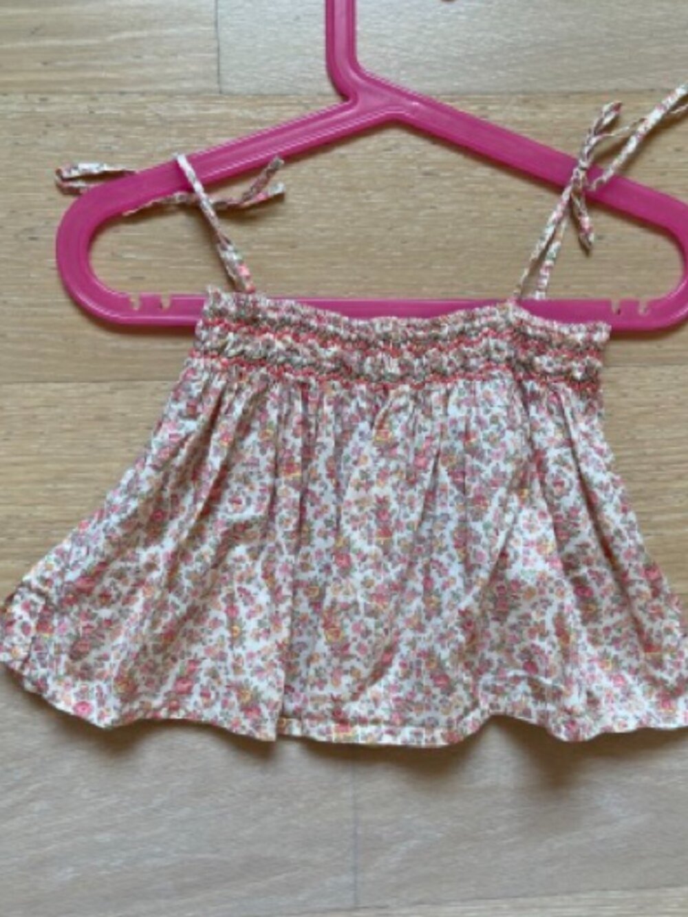 Bonpoint Kids Size: 6 years old  summer top, Pink Floral print, smocked